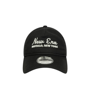 כובע NEW ERA לנשים בגוון שחור עם רקמה