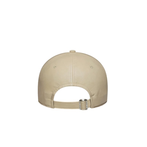 כובע NEW ERA לנשים בגוון קרם בהיר
