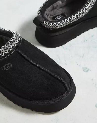 כפכף UGG טאז שחור מידות 36-41 לנשים