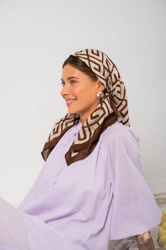 מטפחת מרובעת קטנה אלירז חום