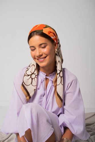מטפחת מרובעת קטנה זוהר