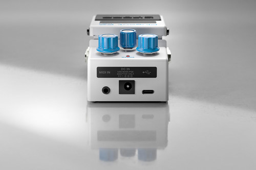 זוית נוספת Boss plugout FX PX-1 Effect Modulation Pedal