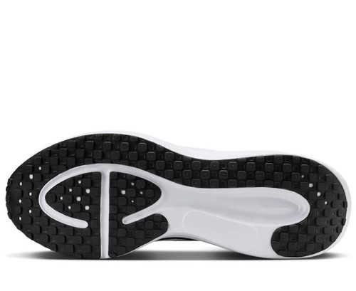 נעלי נייק  Nike Revolution 8 | גברים
