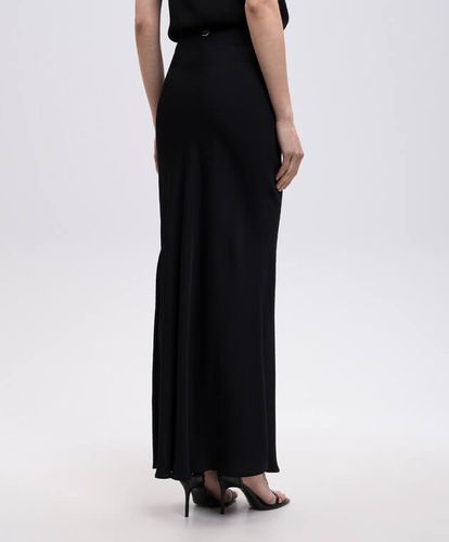 Long skirt in satin crepe