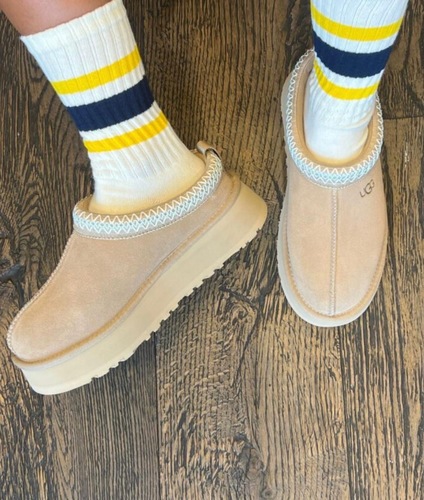 כפכף UGG טאז סנד מידות 36-41 לנשים