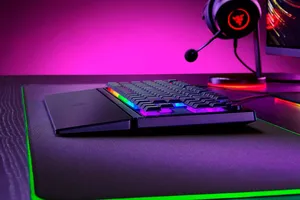מקל מכאנ RAZER HUNTSM MINI RED.S