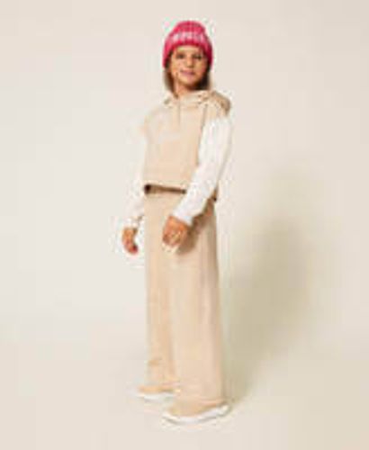 Wide sweatpants