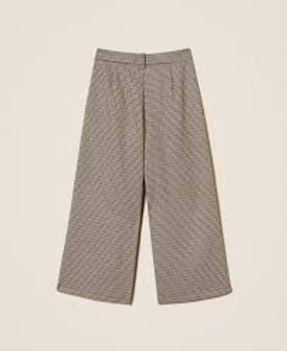 Houndstooth trousers