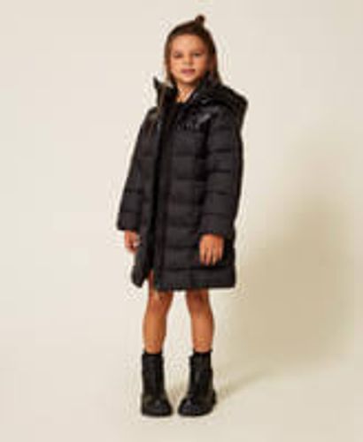 Long puffer jacket with logo belt