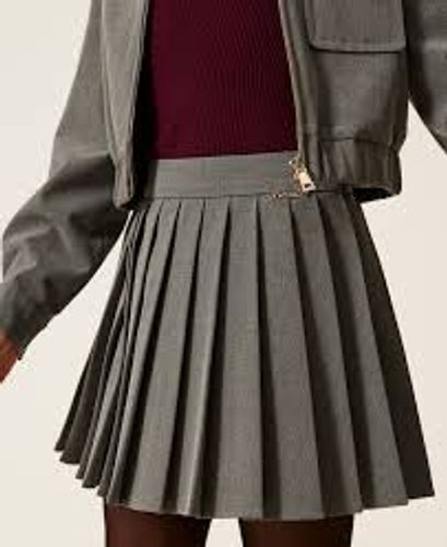 Short flannel skirt