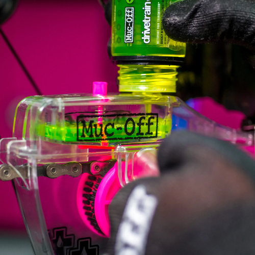 סט ניקוי שרשרת אופניים מאק אוף - MUC-OFF CHAIN CLEANING KIT