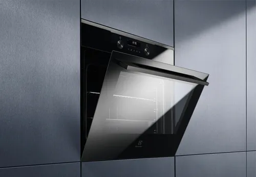תנור בנוי 72 ליטר פירוליטי תוצרת גרמניה Electrolux KOFDP46H
