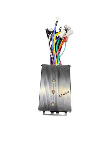 בקר GT 2000W מוקטן 60A