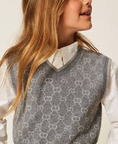 Jacquard knit sleeveless jumper with Oval T