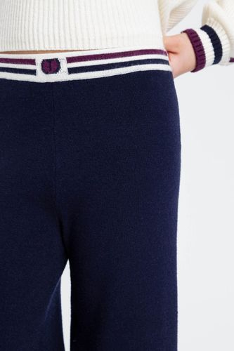 Knit trousers with two-tone stripes