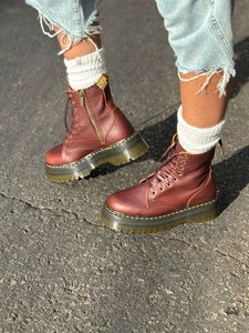 מגף DR MARTENSE גיידון פלטפורם קשיו חום מידות 36-40 לנשים