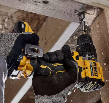 מברגה / מקדחה XR דופקת 20V (גוף בלבד) DEWALT DCD799