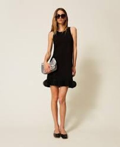 Short knit dress with organza