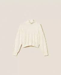 Turtleneck jumper with fringes