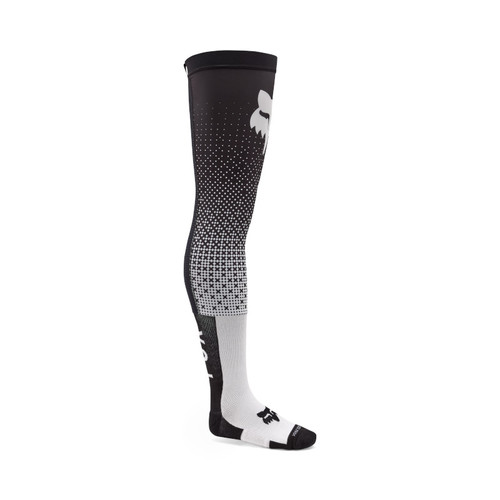 גרבי רכיבה פוקס שחור / לבן -  FOX FLEXAIR FRACTURE KNEE BRACE SOCKS V26
