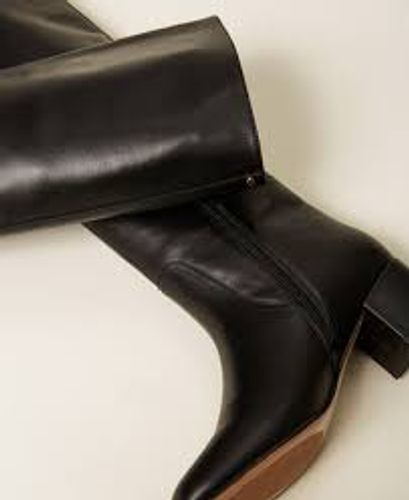 Leather high boots