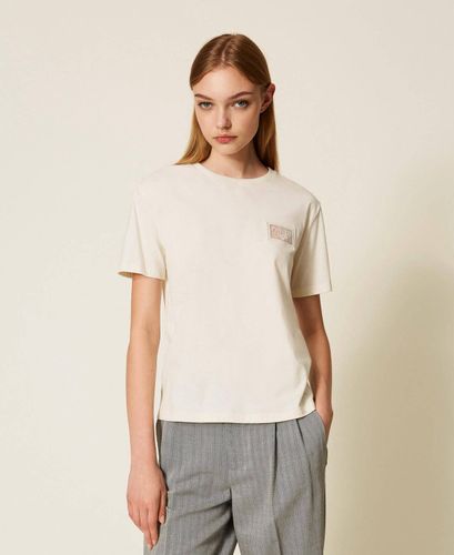 Regular T-shirt with embroidery and logo