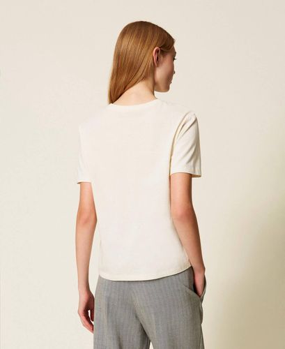 Regular T-shirt with embroidery and logo