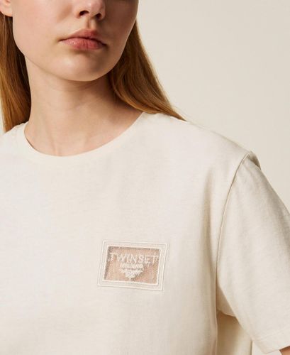 Regular T-shirt with embroidery and logo