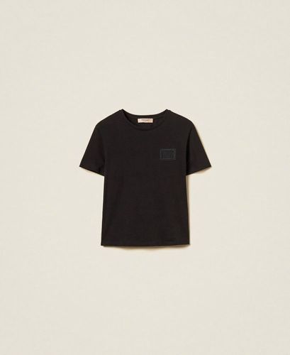 Regular T-shirt with embroidery and logo