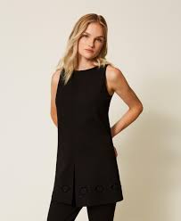 Tunic with floral embroidery