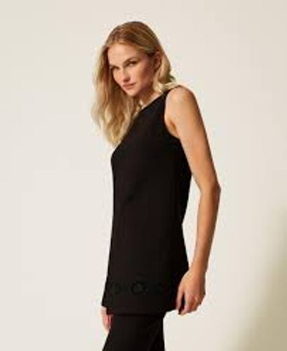Tunic with floral embroidery
