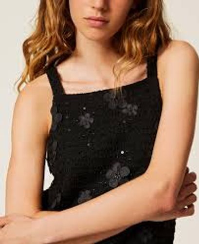 Bouclé short dress with embroidery