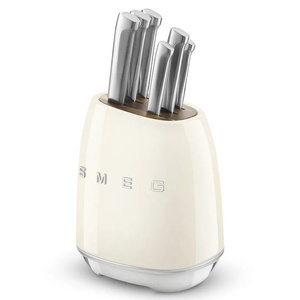 סט 6 סכינים שונים ומעמד מעוצב Smeg