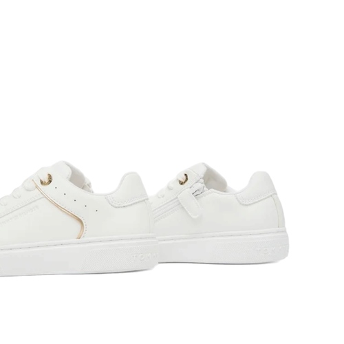 נעל TOMMY HILFIGER מידות 30-40 לילדים בגוון לבן-זהב