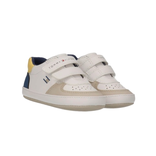 נעל טרום הליכה TOMMY HILFIGER מידות 17-19 לילדים בגוון לבן-בז'