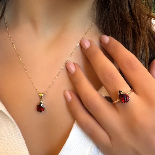 שרשרת ותליון טיפה גרנט זהב 14K