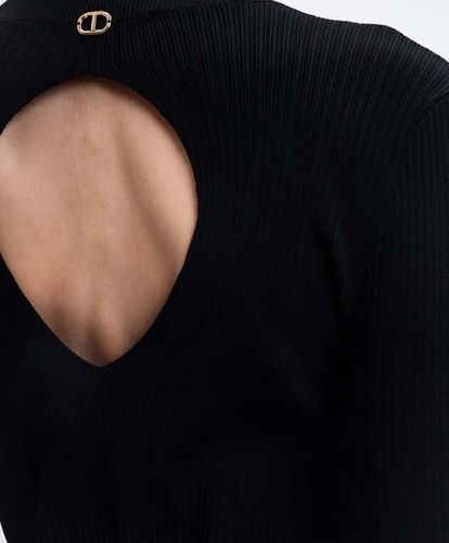 KNITTED SWEATER