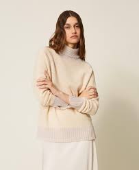 Cashmere blend turtleneck jumper with lurex