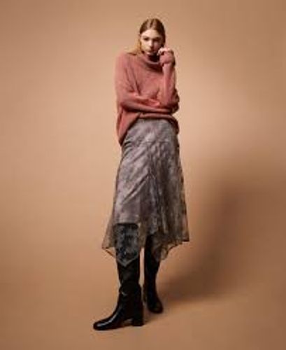 Long lace skirt