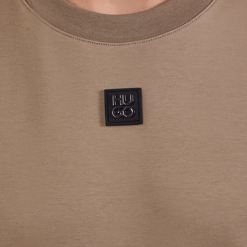 חולצה HUGO מידות S-XL לגברים בגוון חום בהיר