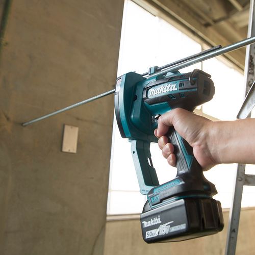 חותך מוטות הברגה 18V נטען גוף MAKITA DSC102Z מקיטה