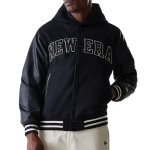 ג׳קט NEW ERA מידות S-XL לגברים בגוון שחור עם כיתוב