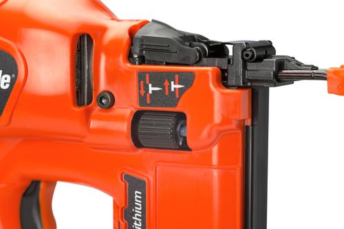 אקדח סיכות נטען PASLODE IM50 F18 Lithium מק