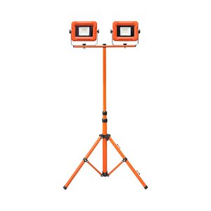 זוג פנסי הצפה נטען 20W עם חצובה וורקר ניסקו WORKER ACT 2x20w