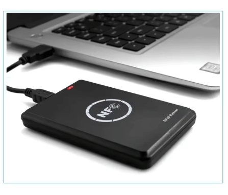 קורא כרטיסי RFID מעתיק משכפל מפתח NFC 13.56MHz 