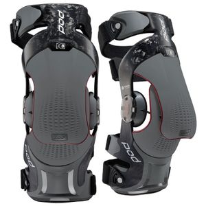 מגני ברכיים (ברייס) פוד קרבון/ גרפיט – POD K8 3.0 KNEE BRACE BLACK/ GRAPHITE