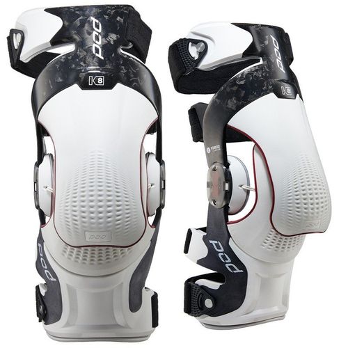 מגני ברכיים (ברייס) פוד קרבון/ לבן – POD K8 3.0 KNEE BRACE CARBON/ WHITE