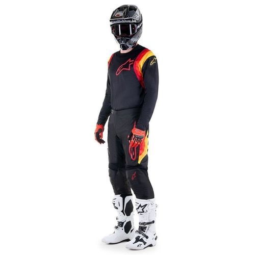 חליפת רכיבה אלפינסטארס שחור/ אדום/ צהוב – ALPINESTARS FLUID AGENT