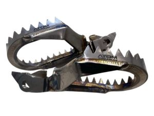רגליות פגים לאופנוע שטח אוסטרי טיטניום – ATOM TITANIUM PEGS KTM / HUSQVARNA / GASGAS 2017-2023