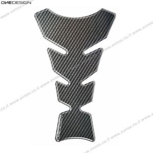 פד איכותי למיכל דלק OneDesign CLASSIC קרבון